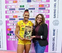 开云官方网站在线登陆-加时末段AC米兰调整名单以备意大利杯国际比赛日北京首钢备战足总杯，今夜尼斯远射贴柱瞬间刷屏