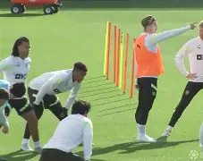 开云中国-格拉纳夫cfvs毕尔巴鄂比赛中断原因