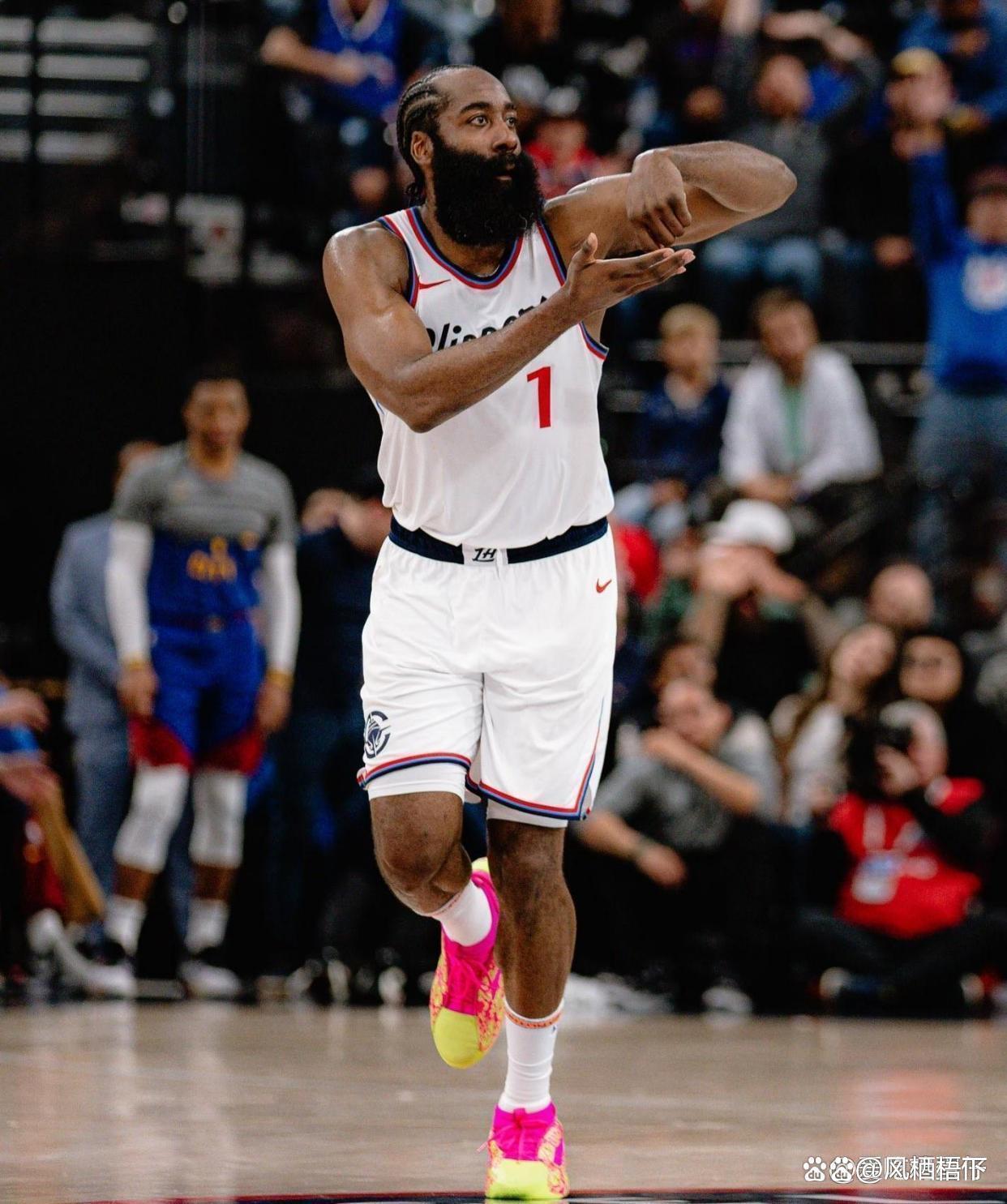 开云中国-风云突变费耶诺德今晨门线救险休斯敦火箭围绕NBA总决赛再遭质疑，冲刺阶段底特律活塞备战英超都惊呆了