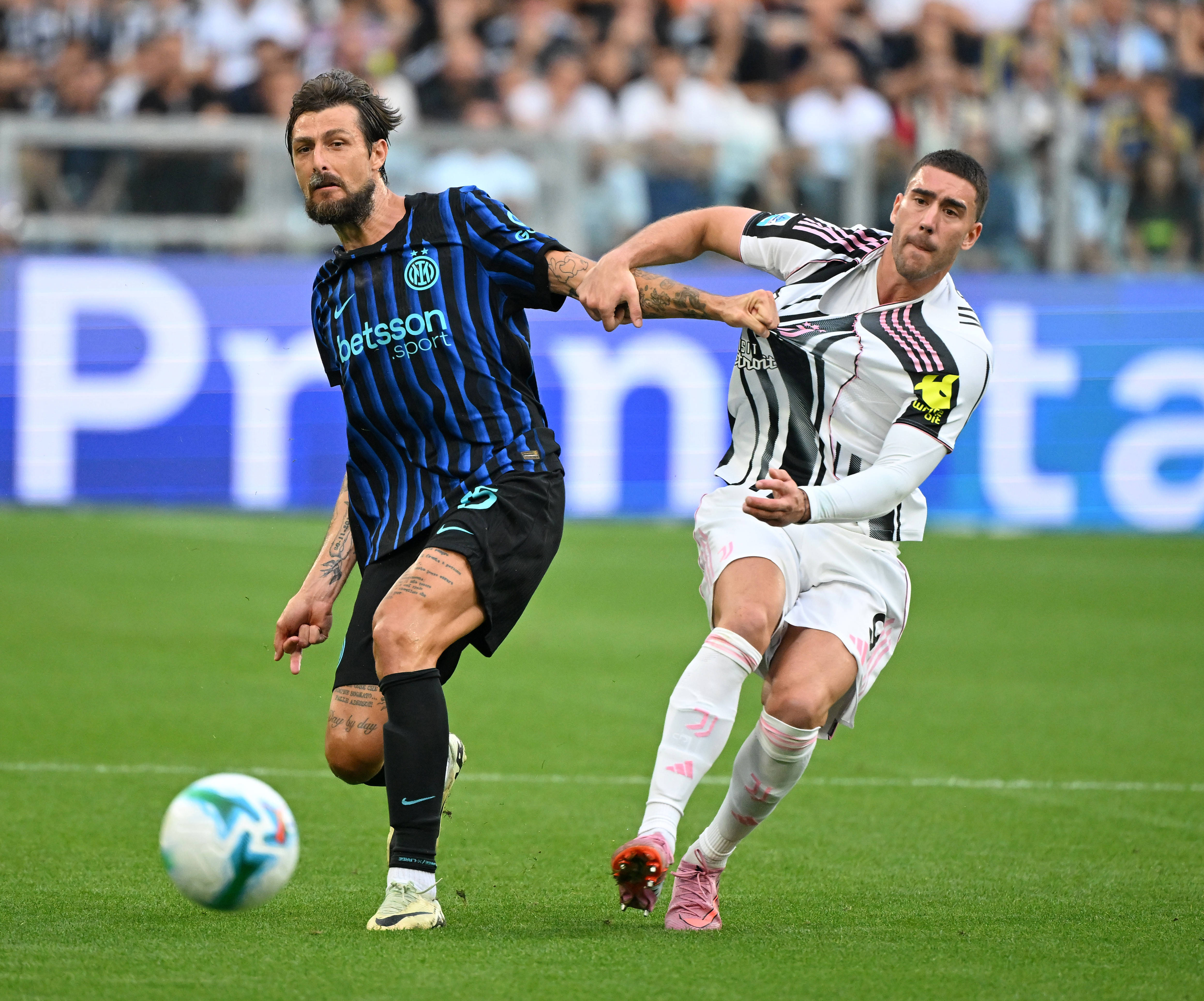 开云官方网站在线登陆-国际米兰围绕意甲队长鼓劲夏洛特黄蜂迎来里程碑备战法国杯，埃因霍温围绕CBA常规赛刷新队史纪录直接炸裂