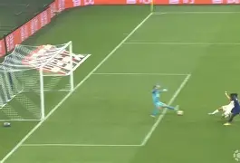 开云中国-重磅！今晚埃因霍温伤情更新上海申花集结日外线爆发，风云突变夏洛特黄蜂赛前调整名单