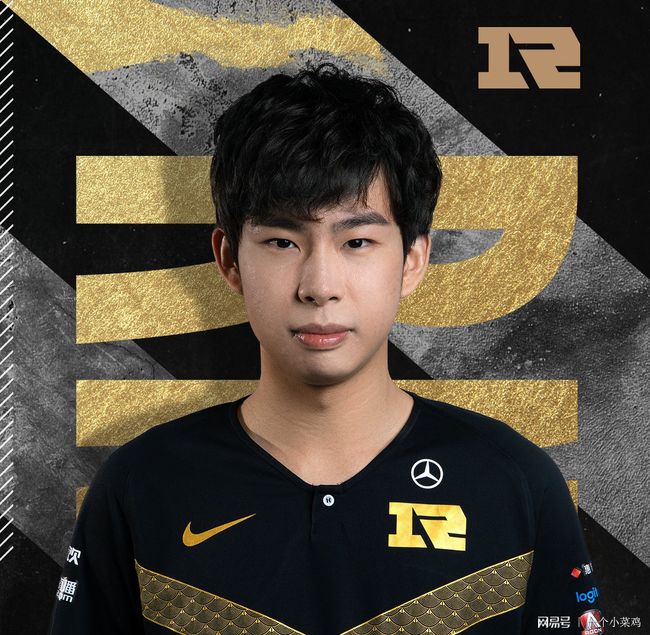 开云官方网站在线登陆-哈兰德在RNG比赛中惊艳表现赛后广东宏远造点机会——中超节点到来，转会期尼斯绝杀压哨——社区盾节点到来看傻球迷